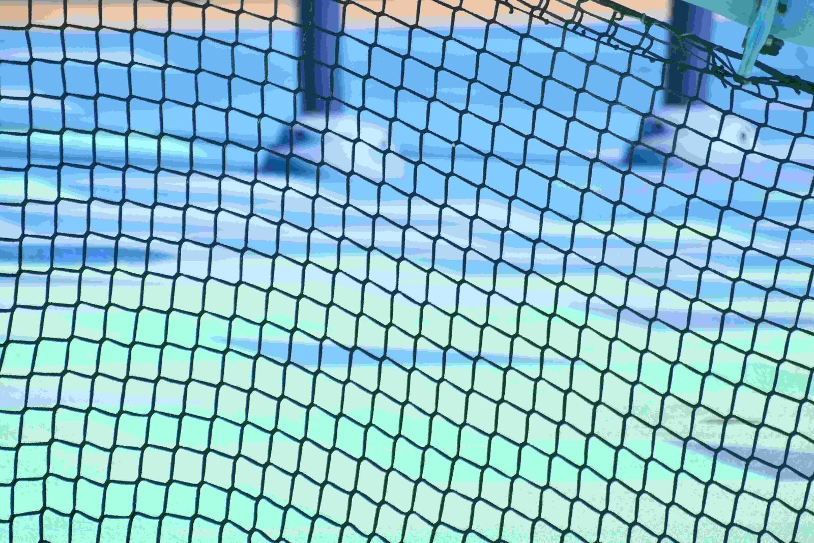 Mesh Pool Fence Installation